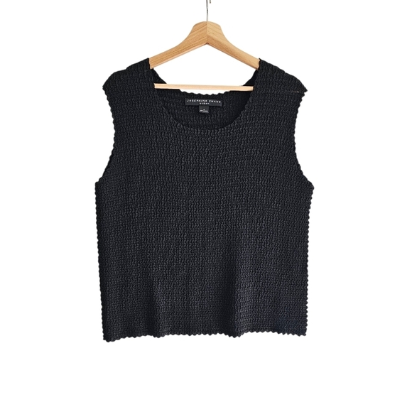 Josephine Chaus Tops - Josephine Chaus Woman Black Crinkle Pleated Sleeveless Top 1X​